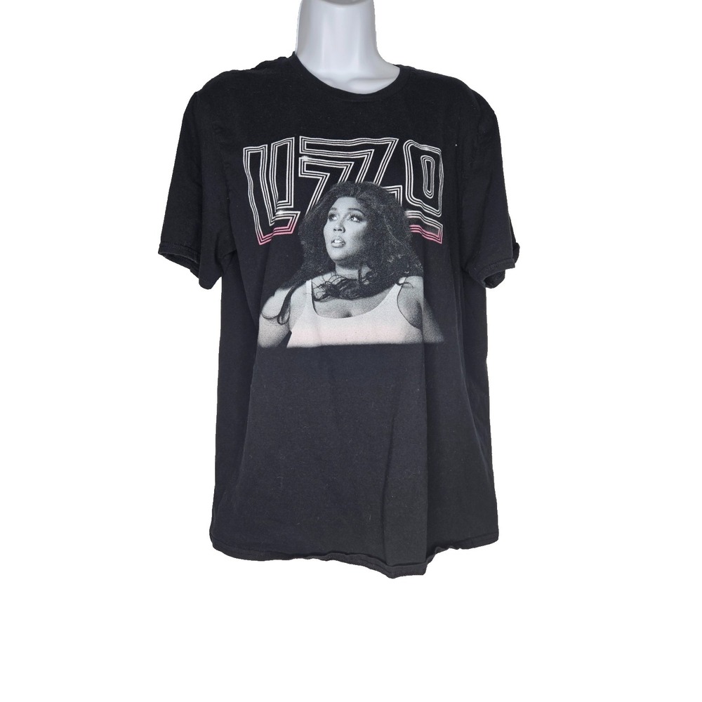 Lizzo Tour Shirt 2023 Graphic‎ Tee Concert Pop Music Band Black Large